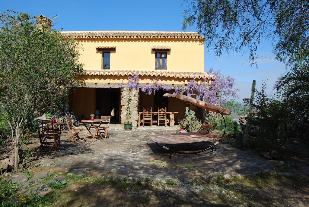 Hidden Valley Andalucia Алора Стая снимка